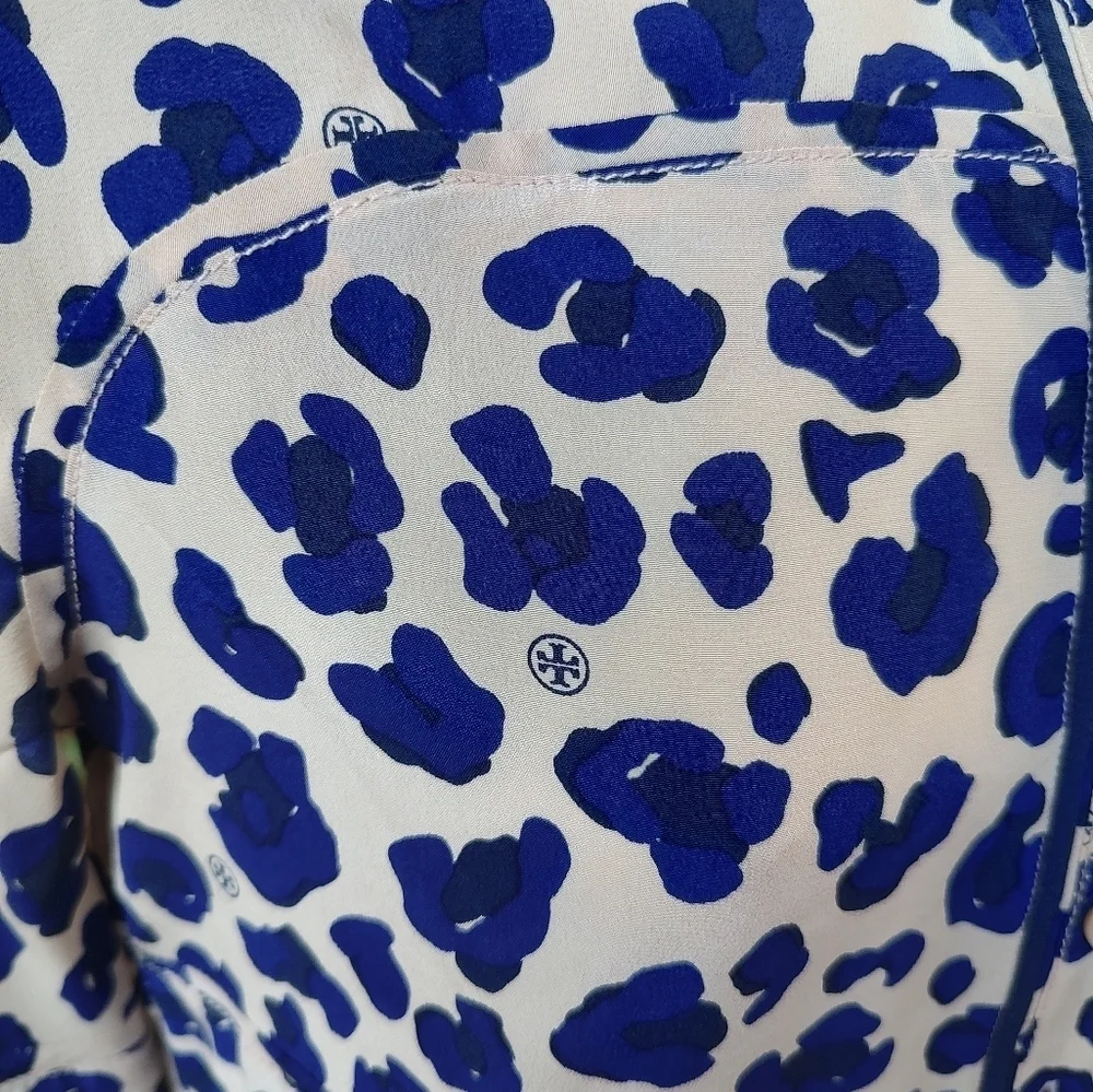 Tory Burch Robin Silk Blue Cheetah Print Long Sleeve Tunic Blouse Women's Size 2